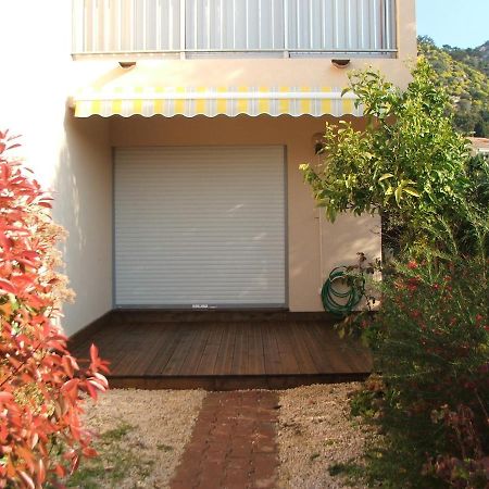 Au Coin De L'Olivier Apartment Le Lavandou Exterior photo